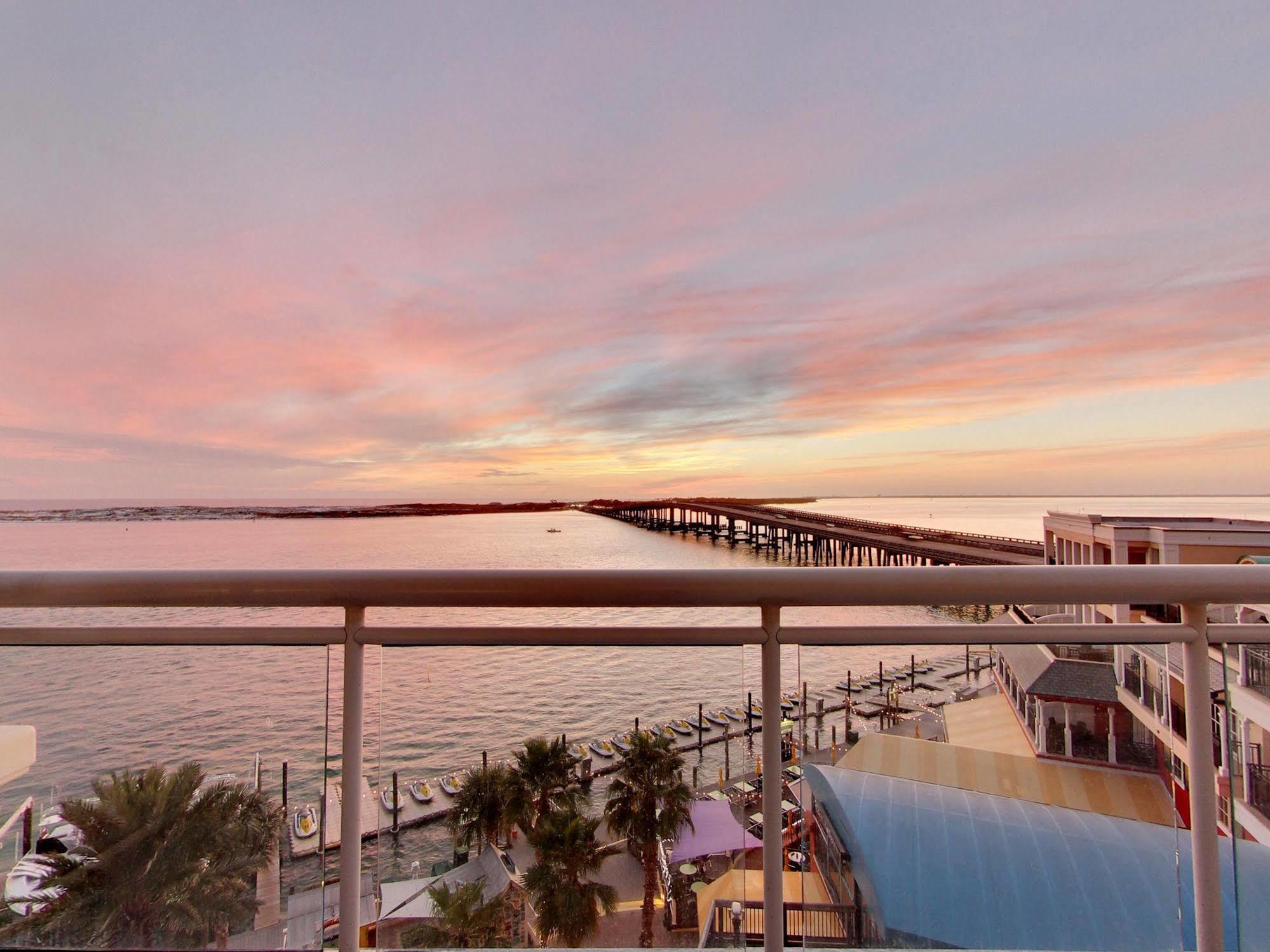 Emerald Grande Condominiums At Harborwalk Village Destin Dış mekan fotoğraf